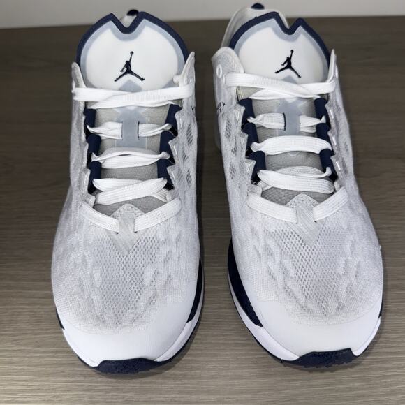 Air Jordan Trunner Ultimate Michigan Wolverines Sneakers PE, Size 7.5 DB3807-147